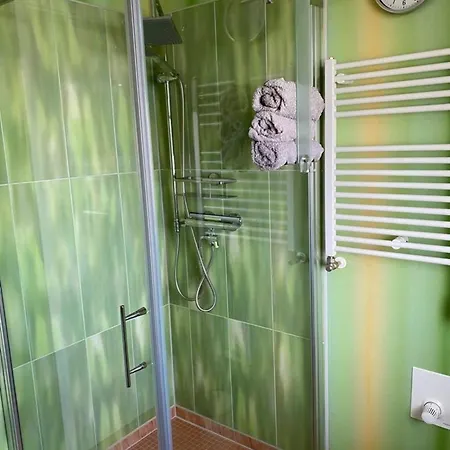 Ferienhaus Kleines Schmuckstueck - Haus *